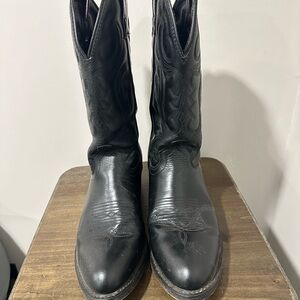 Black Cowboy Boots